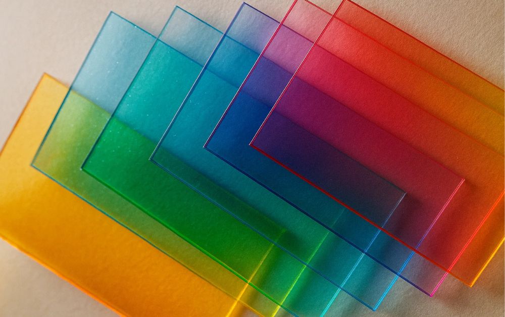 Why Acrylic Sheets Work for Retail Displays