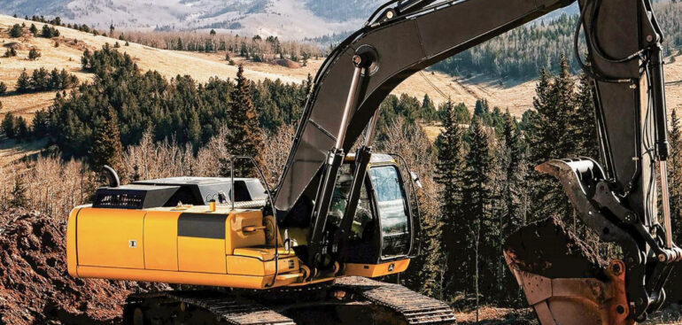 Top 5 Construction Equipment Brands Pros and Cons